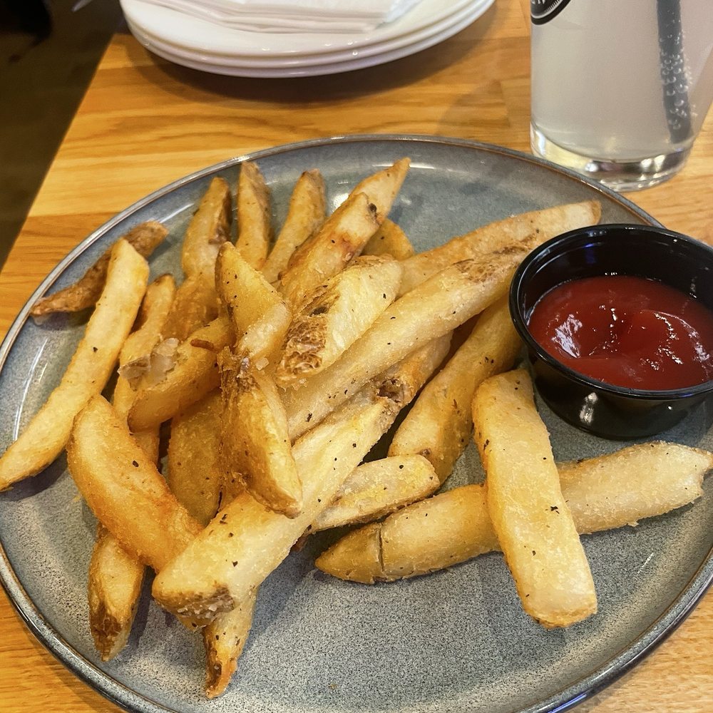 Schnitz Ale Brewery - Thick-Cut Fries - Breweries Near Me - Parma, Ohio Schnitz Ale Brewery - Thick-Cut Fries - Breweries Near Me - Parma, Ohio
