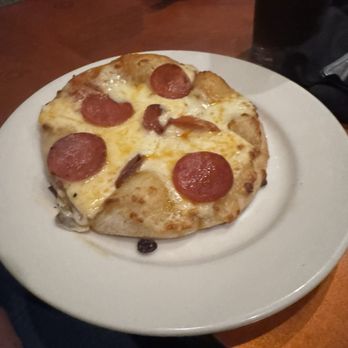 Primo's Restaurant, Bar & Catering - Kids pizza. Yum - Italian Near Me - Yukon, Oklahoma Primo's Restaurant, Bar & Catering - Kids pizza. Yum - Italian Near Me - Yukon, Oklahoma