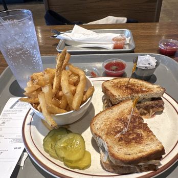 Tad’s Steak House - Patty Melt - American Near Me - San Francisco, California