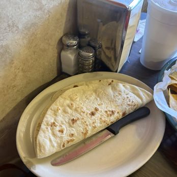 Rolando's Super Taco No 2 - Taco carna guisada - Mexican Near Me - San Antonio, Texas