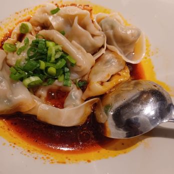 Din Tai Fung - Shrimp and Pork Spicy Wontons - Shanghainese Near Me - Costa Mesa, California Din Tai Fung - Shrimp and Pork Spicy Wontons - Shanghainese Near Me - Costa Mesa, California