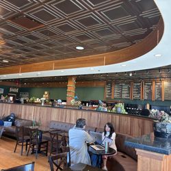 Uncommon Grounds Coffee & Bagels