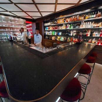 Camparino in Galleria - Upstairs bar - Cafes Near Me - Milan, Michigan