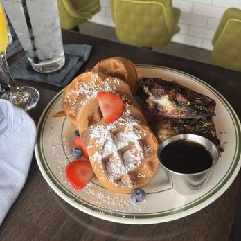 Taste Kitchen Bar - Jerk chicken and waffles - Breakfast & Brunch Near Me - Houston, Texas Taste Kitchen Bar - Jerk chicken and waffles - Breakfast & Brunch Near Me - Houston, Texas