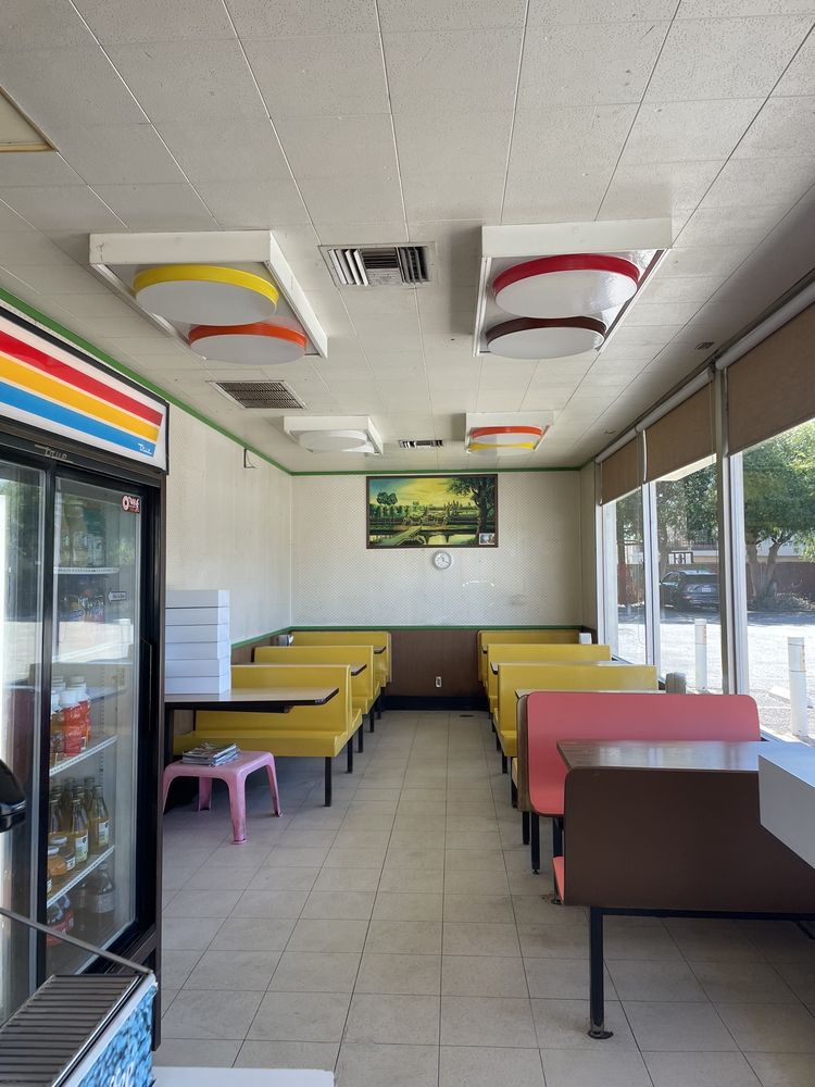 DONUTS Updated October 2024 84 Photos & 174 Reviews 3966 S