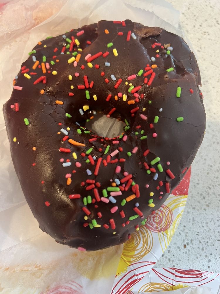 THE DUTCH OVEN BAKERY, CAFE & DELI Updated September 2024 31 Photos