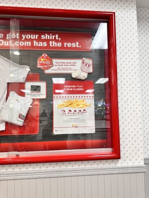 In-N-Out Burger by null