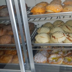El Nopal Bakery - The moistest and freshest.