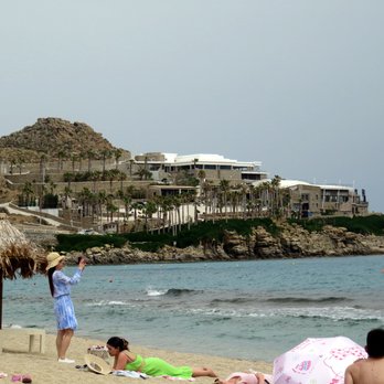 Air Canada Vacations - Hotel we were suppose to get in Mykonos up on the cliffs overlooking Beach - Vacation Rentals Near Me - Mississauga, Ontario