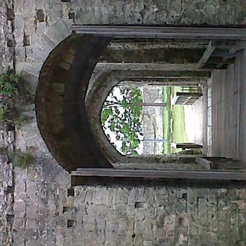 Portchester Castle - Doorway of Main Entrance - Castles Near Me - Fareham, HAM
