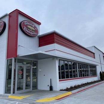 David's Burgers - It's like Five Guys and In N Out; red and white - classic diner chic - Burgers Near Me - Little Rock, Arkansas
