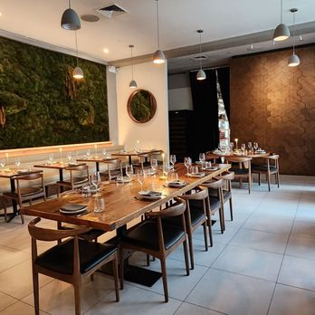 Lindens - Inside - New American Near Me - New York, New York Lindens - Inside - New American Near Me - New York, New York