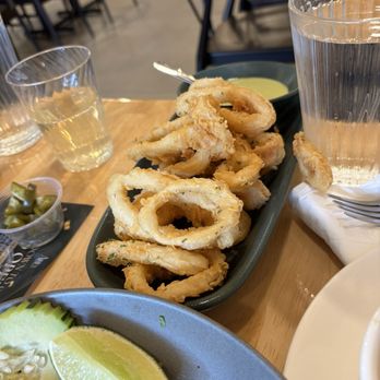 Ari's Thai Eatery - Thai Near Me - Azusa, California