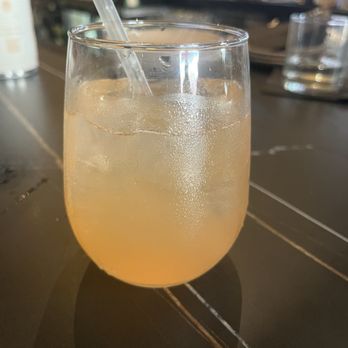 Sparrow Pizza Bar - White sangria - Pizza Near Me - West Hartford, Connecticut Sparrow Pizza Bar - White sangria - Pizza Near Me - West Hartford, Connecticut