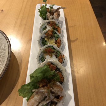 Himitsu - Fresh live crab from Maryland roll (special) - Sushi Bars Near Me - La Jolla, California Himitsu - Fresh live crab from Maryland roll (special) - Sushi Bars Near Me - La Jolla, California