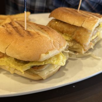 Hibernia Diner - Frankie's Favorite Sandwich - Diners Near Me - Rockaway, New Jersey Hibernia Diner - Frankie's Favorite Sandwich - Diners Near Me - Rockaway, New Jersey