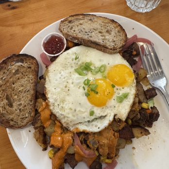 At Sara's Table Chester Creek Cafe - New American Near Me - Duluth, Minnesota