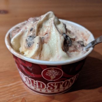 Cold Stone Creamery - My medium ("love it" size) with vanilla ice cream, oreos, fudge, and strawberries. At home :) They made it just fine! - Ice Cream & Frozen Yogurt Near Me - Santa Monica, California Cold Stone Creamery - My medium ("love it" size) with vanilla ice cream, oreos, fudge, and strawberries. At home :) They made it just fine! - Ice Cream & Frozen Yogurt Near Me - Santa Monica, California