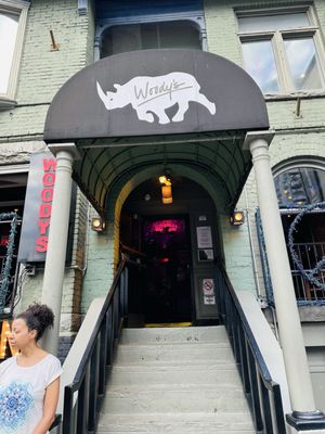 Woody's and SAILOR by null