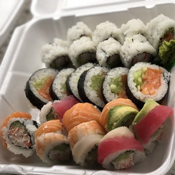 Sushi Go - California roll, salmon roll, rainbow roll - Japanese Near Me - Flower Mound, Texas