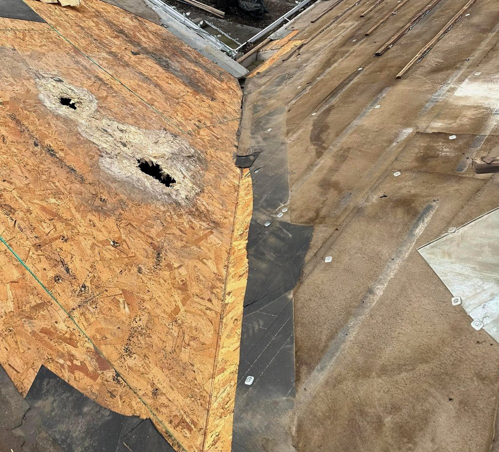 Slide of Eastvale Roof Repair