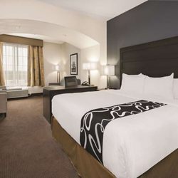 La Quinta by Wyndham Karnes City - Kenedy - Guest room