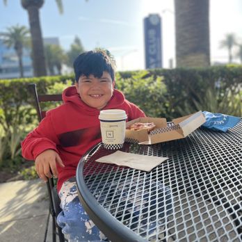 Noah's NY Bagels - Logan is a HUGE FAN - Sandwiches Near Me - El Segundo, California Noah's NY Bagels - Logan is a HUGE FAN - Sandwiches Near Me - El Segundo, California