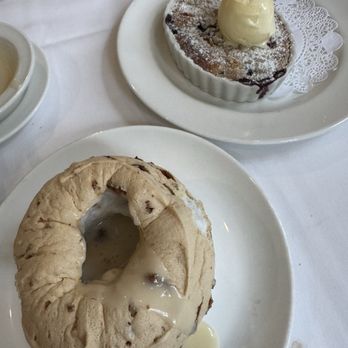 Commander's Palace - Soufflé was amazing - Cajun/Creole Near Me - New Orleans, Louisiana Commander's Palace - Soufflé was amazing - Cajun/Creole Near Me - New Orleans, Louisiana