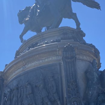 Washington Monument - Public Art Near Me - Philadelphia, Pennsylvania Washington Monument - Public Art Near Me - Philadelphia, Pennsylvania