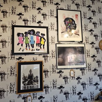 Llamas’ Corner - Artwork - Themed Cafes Near Me - Baltimore, Maryland