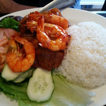 Ngự Bình Restaurant - Vietnamese Near Me - Westminster, California