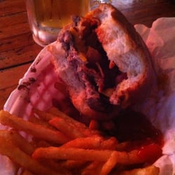 West Coast Saloon - Western burger