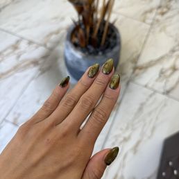 Hard gel manicure