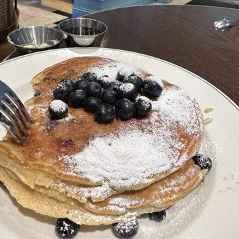 Sadelle's - Blueberry pancakes - Breakfast & Brunch Near Me - Las Vegas, Nevada
