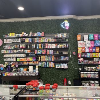 Hemp House Smoke Shop - Vape area - Vape Shops Near Me - Hoover, Alabama