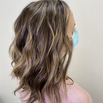 True Roots - Light dimension for easy grow out with traditional highlights - Hair Stylists Near Me - Chandler, Arizona True Roots - Light dimension for easy grow out with traditional highlights - Hair Stylists Near Me - Chandler, Arizona