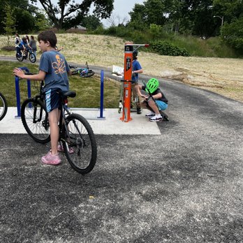 Firefly Grove Park - Bike repair area - Parks Near Me - Wauwatosa, Wisconsin Firefly Grove Park - Bike repair area - Parks Near Me - Wauwatosa, Wisconsin