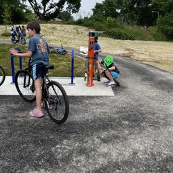 Firefly Grove Park - Bike repair area