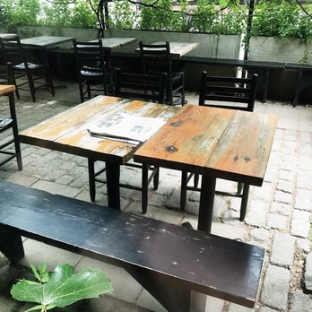 Big Bear Cafe - Outdoor seating - Cafes Near Me - Washington, DC, District of Columbia