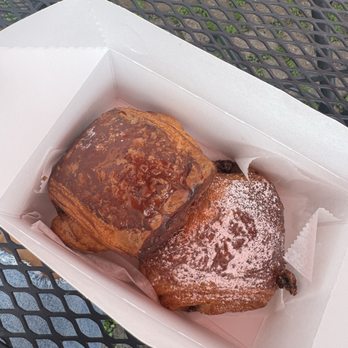 Bakers Bench - Vegan chocolate croissant and susse croissant - Bakeries Near Me - Los Angeles, California