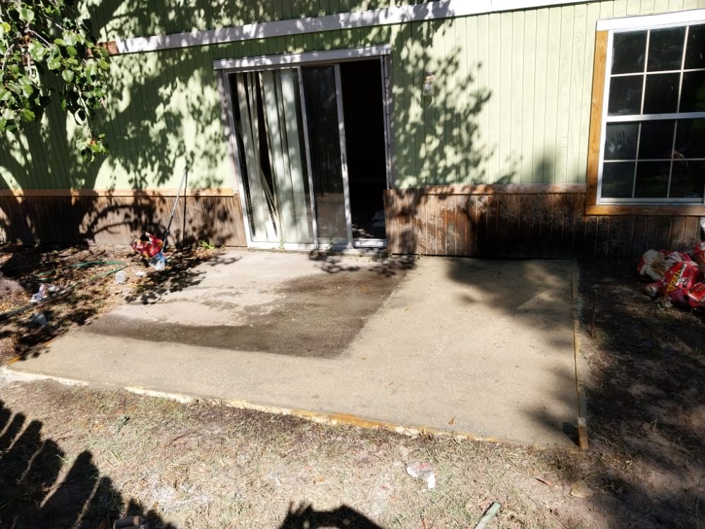 Slide of UPSCALE LIVING