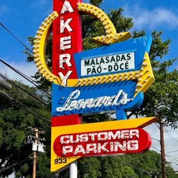 Leonard's Bakery - Sign - Bakeries Near Me - Honolulu, Hawaii Leonard's Bakery - Sign - Bakeries Near Me - Honolulu, Hawaii