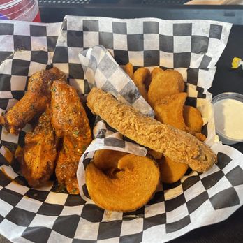 The Thirsty Chicken - Chicken Wings Near Me - Leander, Texas The Thirsty Chicken - Chicken Wings Near Me - Leander, Texas