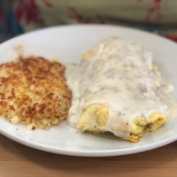 Eggsquisite Cafe - Biscuit and Gravy Omelet - Breakfast & Brunch Near Me - Southlake, Texas