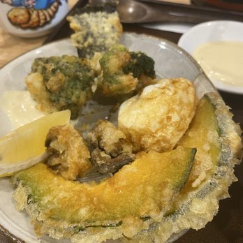 Tempura Man - Other tdmpura items in the bowl: pumpkin, soft-boiled egg, broccoli florets, nori & mushrooms - Ramen Near Me - Schaumburg, Illinois Tempura Man - Other tdmpura items in the bowl: pumpkin, soft-boiled egg, broccoli florets, nori & mushrooms - Ramen Near Me - Schaumburg, Illinois