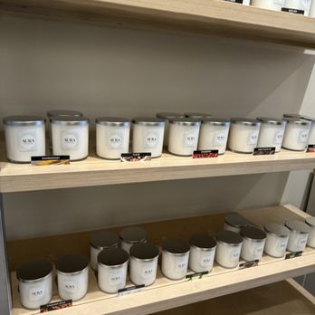 AURA Candle Bar - Scent Wall - Candle Stores Near Me - Chicago, Illinois