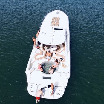 Boat Sitter - 63' Searay with hot tub - Boating Near Me Boat Sitter - 63' Searay with hot tub - Boating Near Me