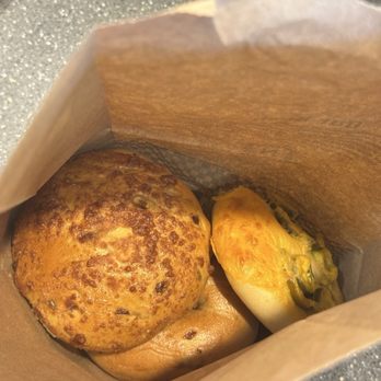 Noah's NY Bagels - Bagels, bagels and more! - Bagels Near Me - Los Angeles, California