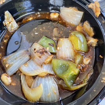 Canton Bistro - And more onion Kung Pao had 3 pieces of chicken not exaggerating - Chinese Near Me - La Quinta, California Canton Bistro - And more onion Kung Pao had 3 pieces of chicken not exaggerating - Chinese Near Me - La Quinta, California