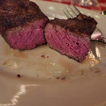 Dan Tana's - New York Steak, cooked perfectly. - Italian Near Me - West Hollywood, California
